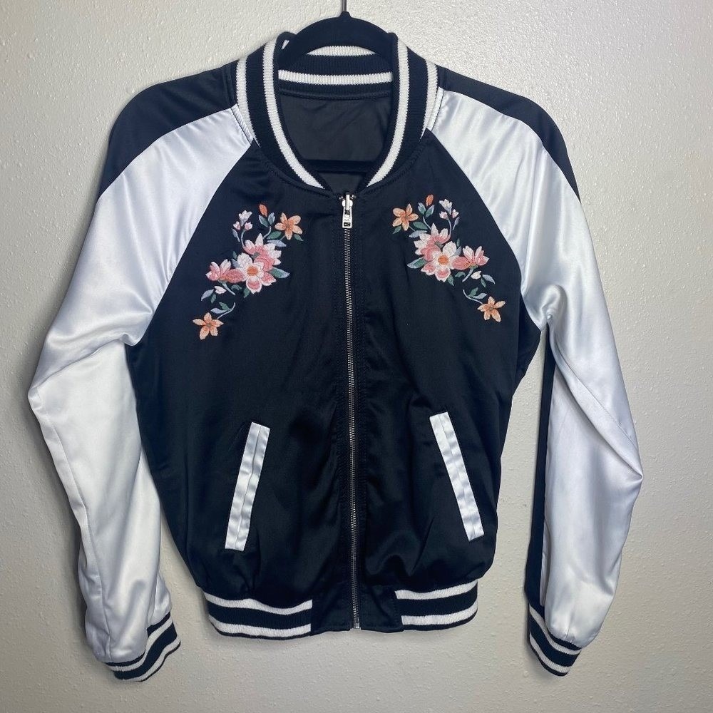 HOLLISTER Satin Floral Bomber Jacket Black & White Embroidery Reversible